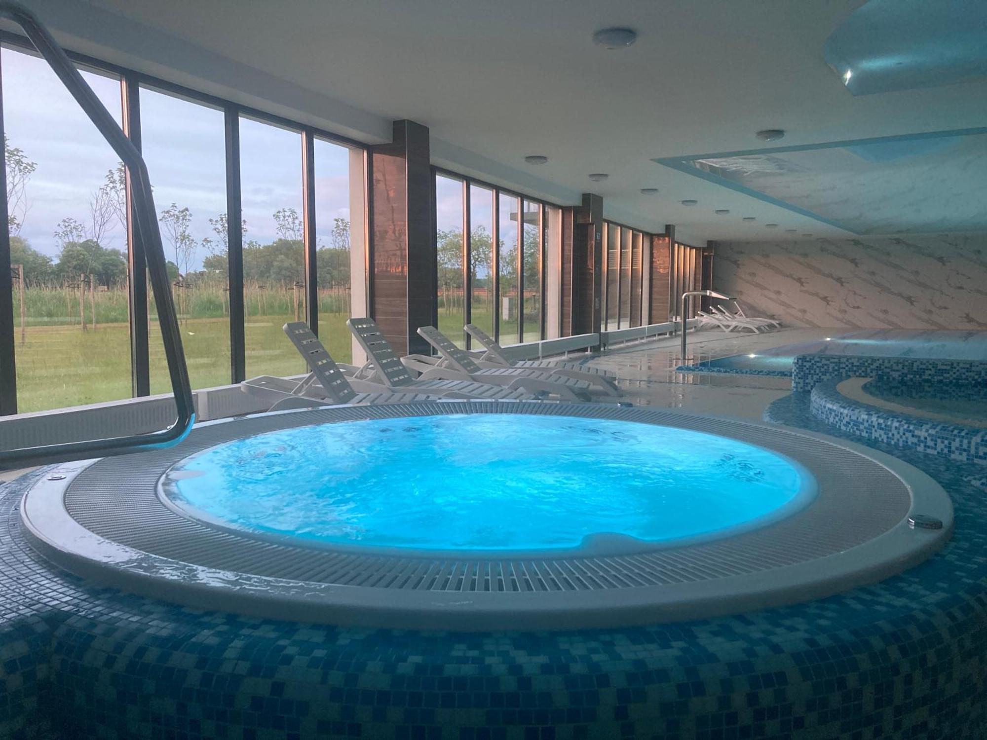 Apartament Coffee-Cream - Relaks - Sauna I Basen Dziwnów Esterno foto
